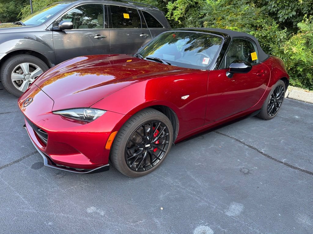 Used 2025 MAZDA MX-5 Miata Club w/ Brembo/BBS Recaro Package RWD image 3