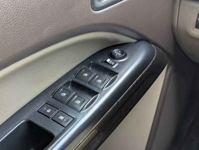 Used 2016 GMC Canyon SLT w/ Driver Alert Package RWD image 15