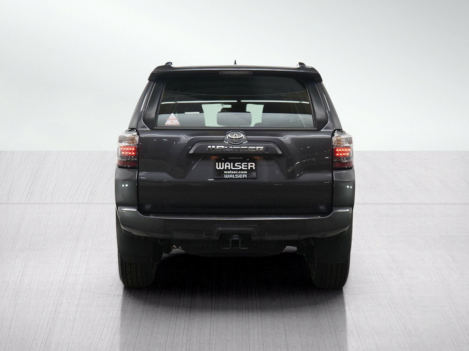 Used 2023 Toyota 4Runner SR5 Premium AWD/4WD image 4