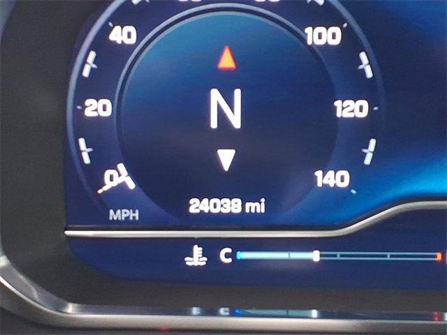 Used 2024 Chevrolet Suburban High Country w/ Advanced Technology Package image 13