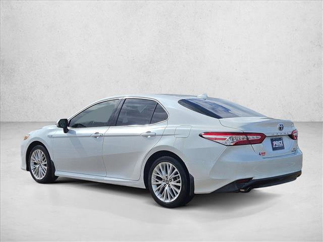 Used 2020 Toyota Camry XLE FWD image 7