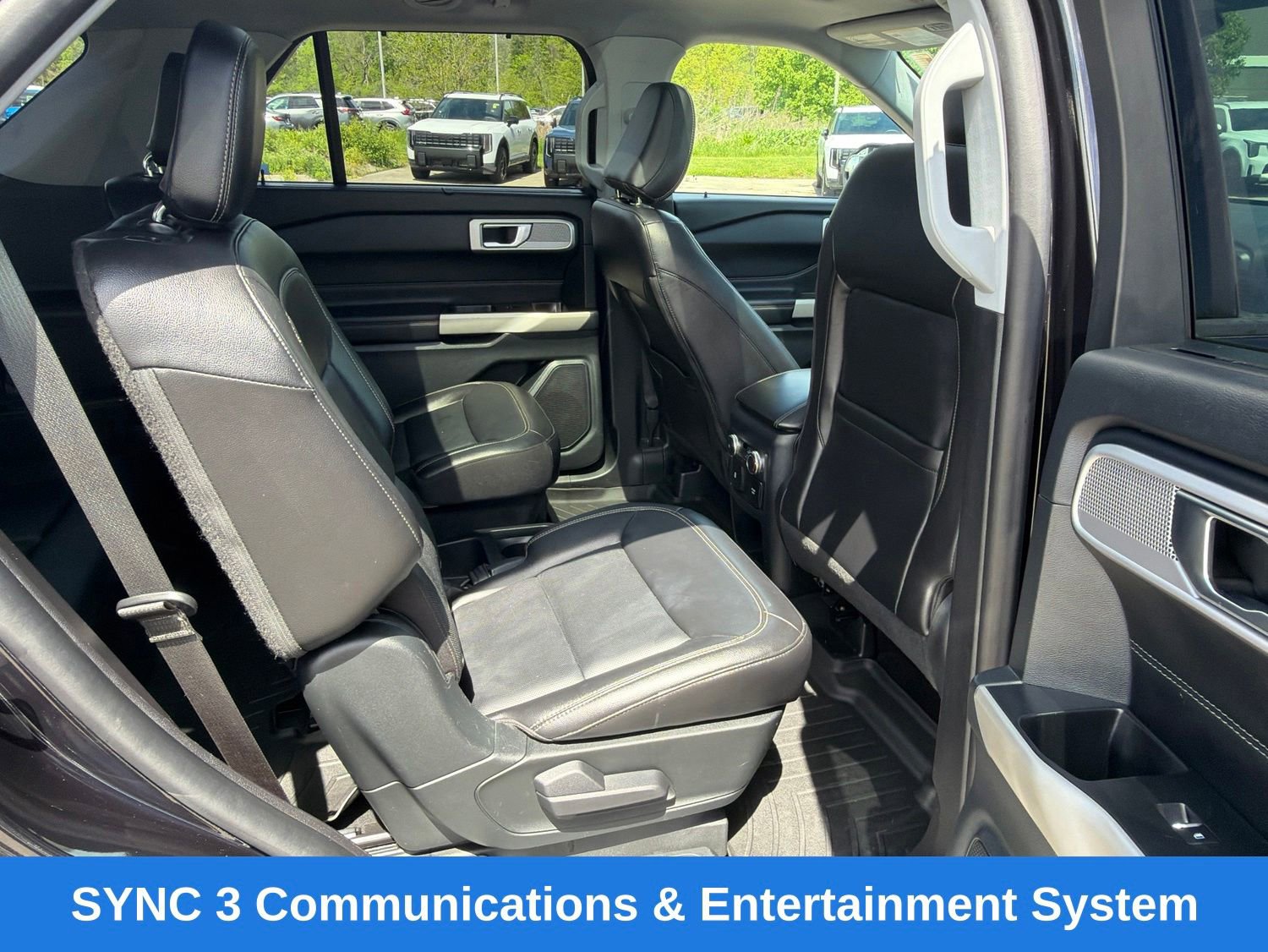 Used 2021 Ford Explorer Limited w/ Equipment Group 301A AWD/4WD image 22