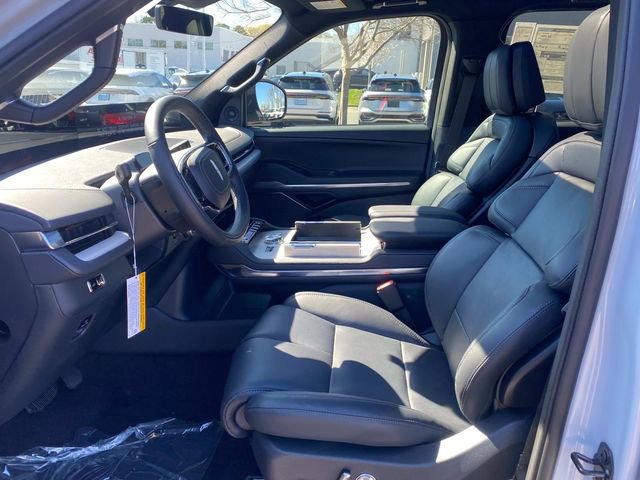 New 2026 Lincoln Navigator Reserve w/ Jet Appearance Package AWD/4WD image 10