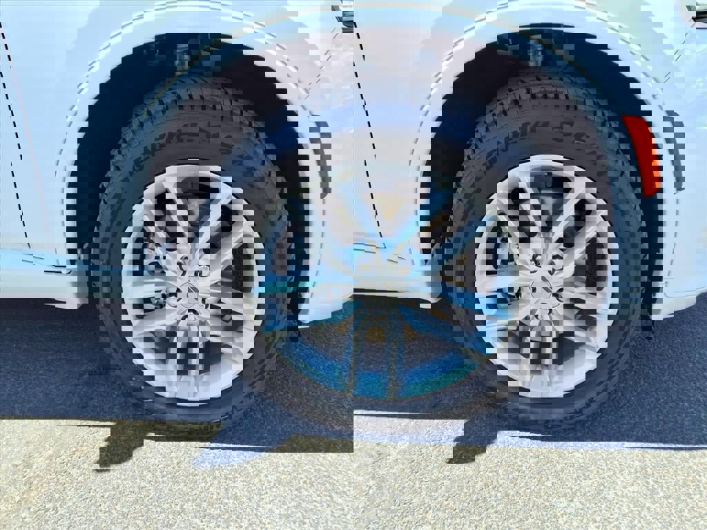 Used 2022 Dodge Durango GT image 9