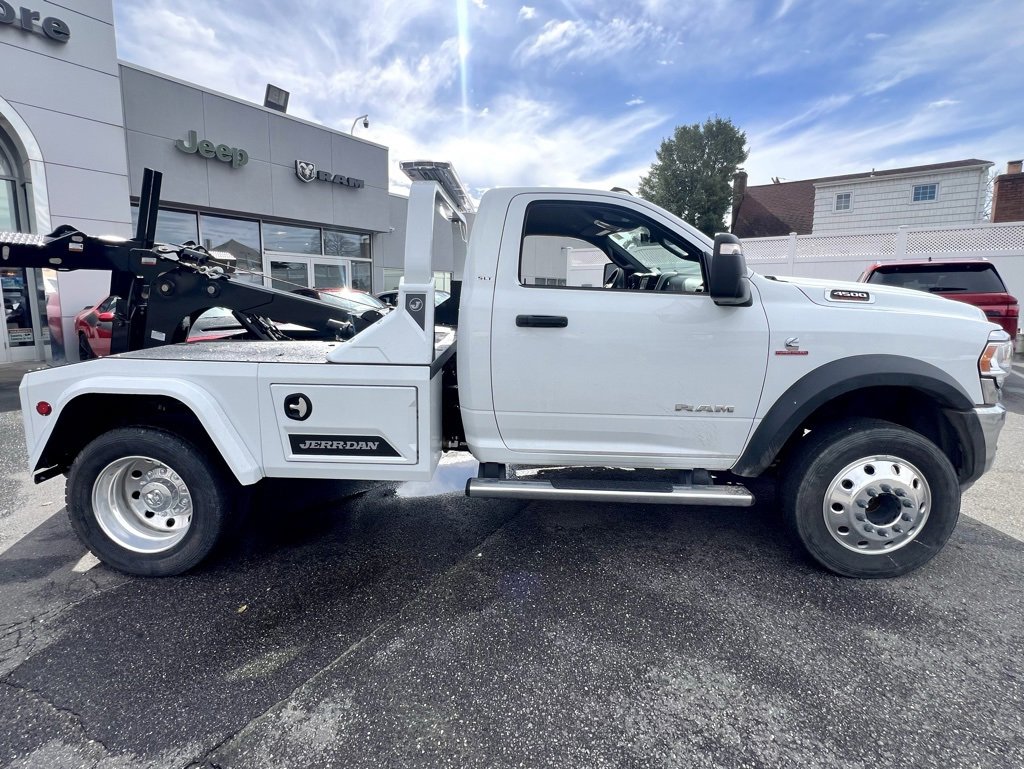 New 2024 RAM 4500 SLT w/ Quick Order Package 2YG SLT image 8