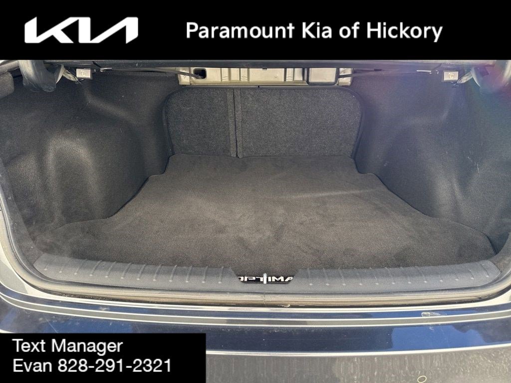 Used 2020 Kia Optima S image 11