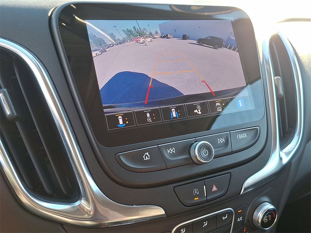 Used 2022 Chevrolet Equinox LT image 4