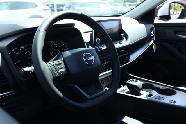 New 2026 Nissan Rogue SV image 14