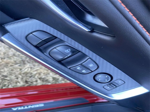 Used 2024 Nissan Sentra SR w/ SR Premium Package image 18