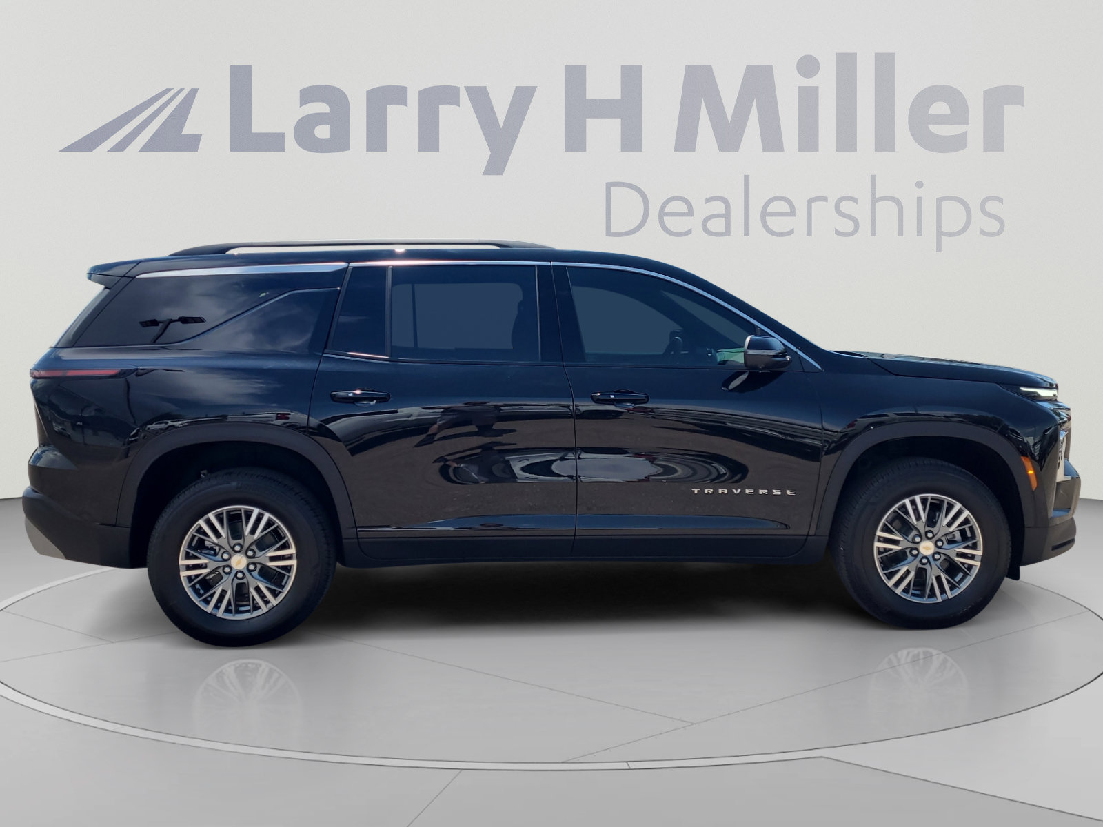 Used 2026 Chevrolet Traverse LT w/ Driver Confidence Package AWD/4WD image 6