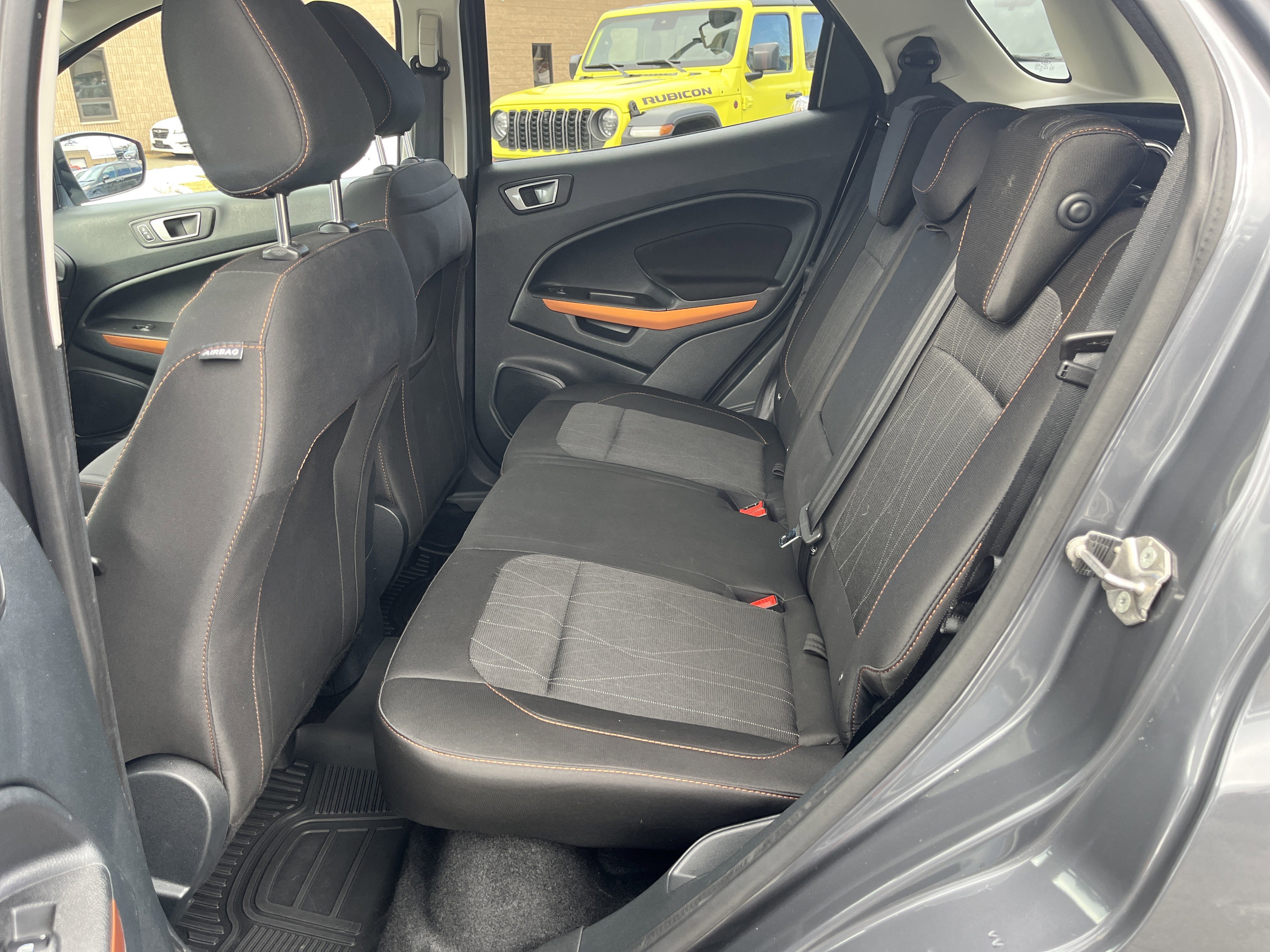 Used 2021 Ford EcoSport SE w/ SE Appearance Package image 29