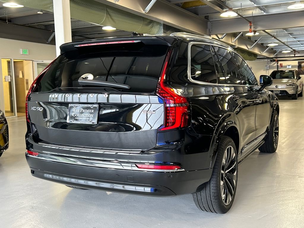Used 2026 Volvo XC90 B6 Plus w/ Protection Package Premier AWD/4WD image 2