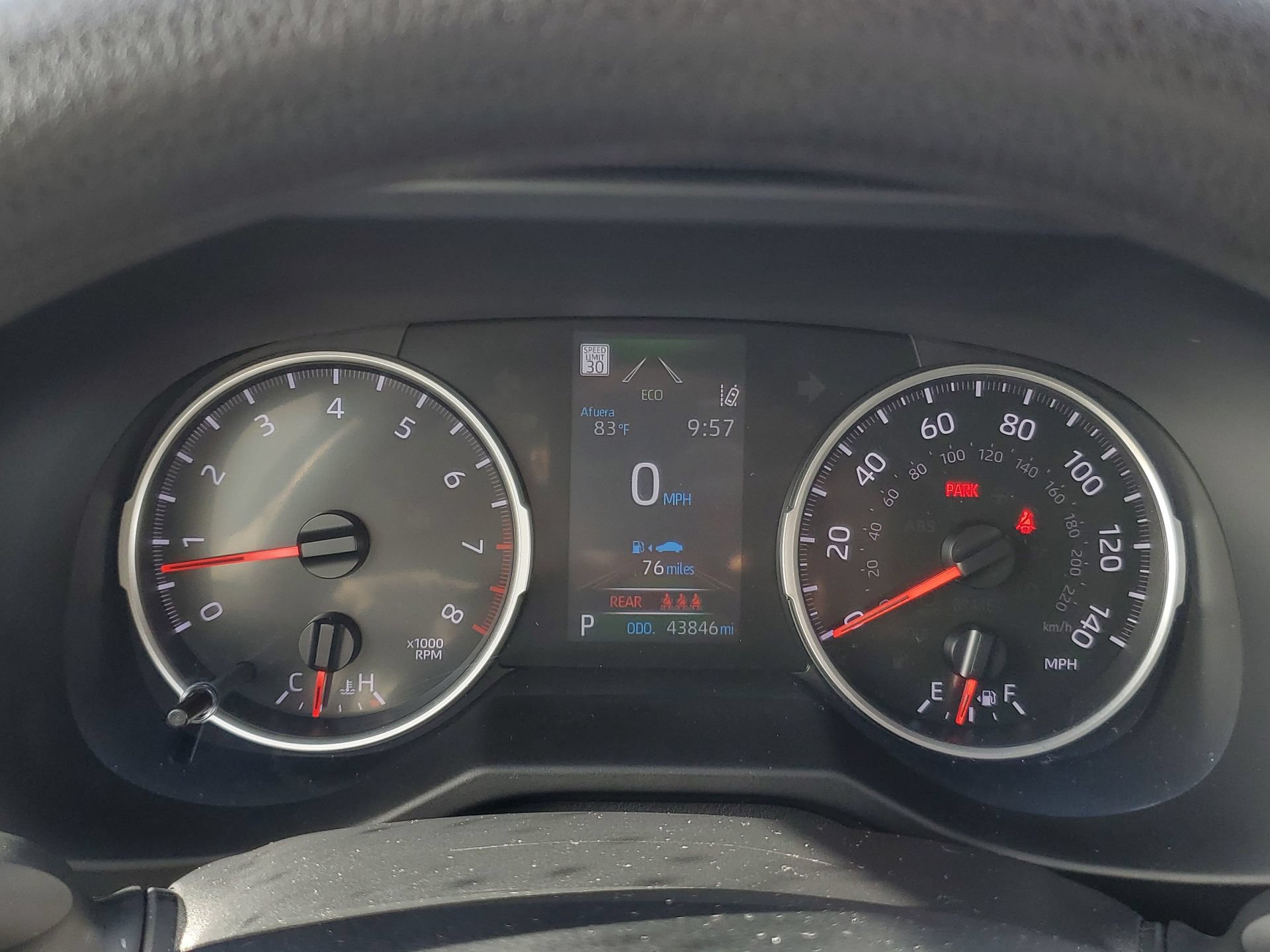Used 2022 Toyota RAV4 LE FWD image 23