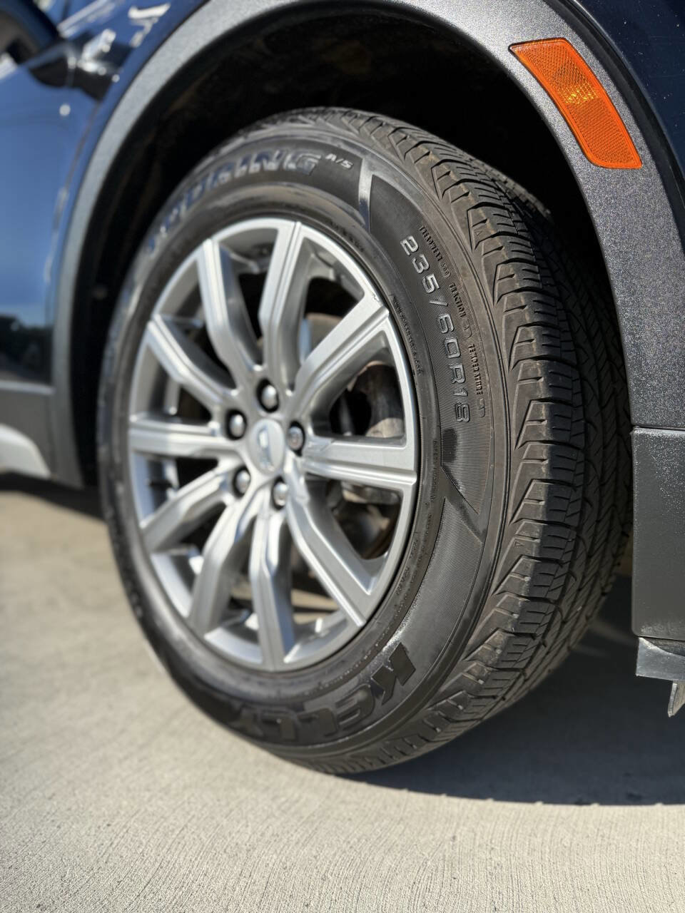 Used 2020 Cadillac XT4 Premium Luxury w/ Cold Weather Package image 8