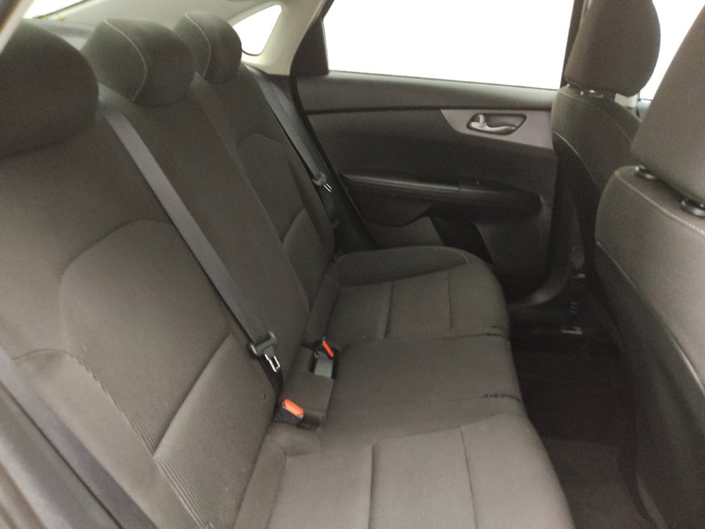 Used 2021 Kia Forte Sedan image 19