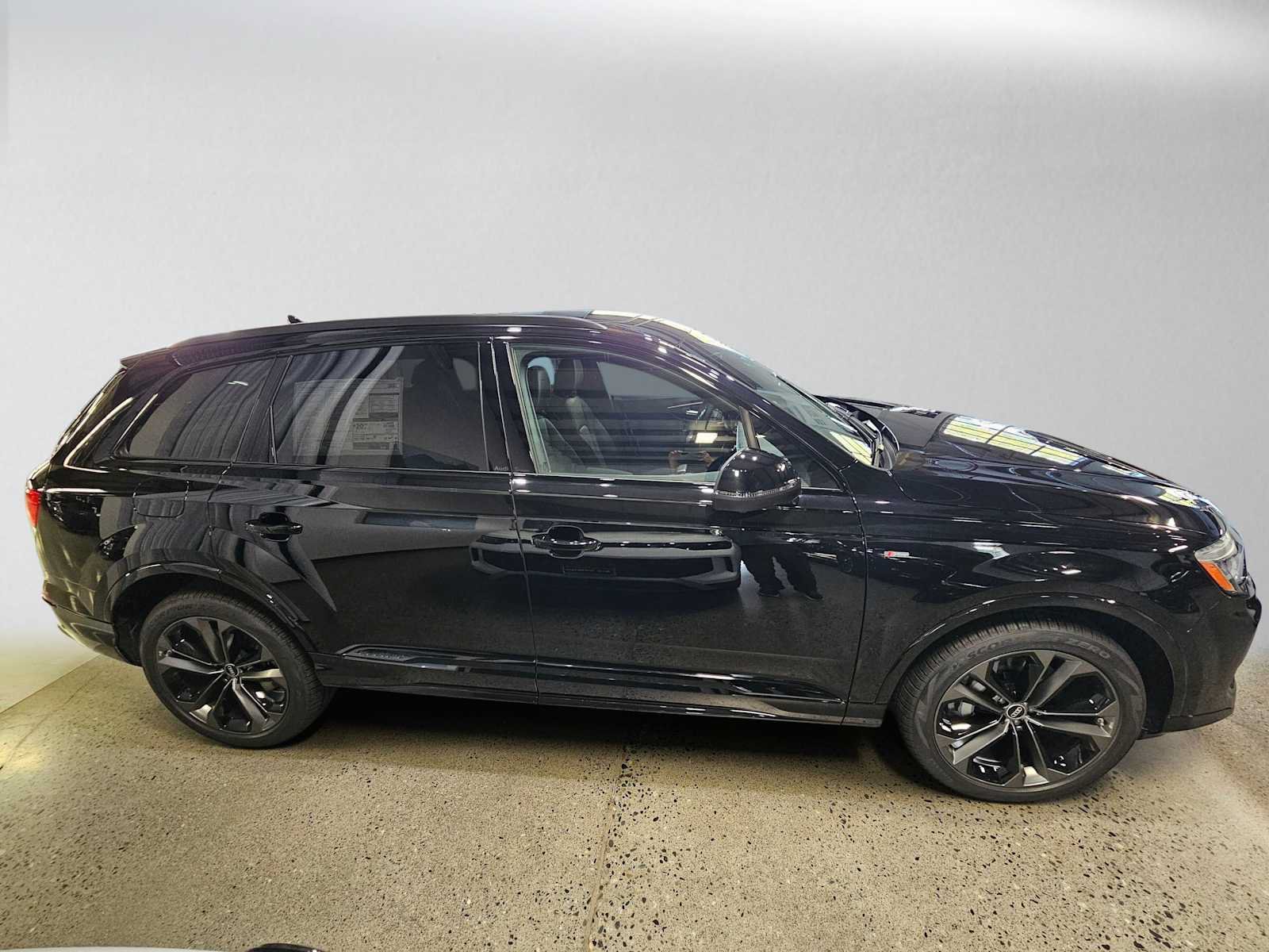 New 2026 Audi Q7 Premium Plus AWD/4WD image 2