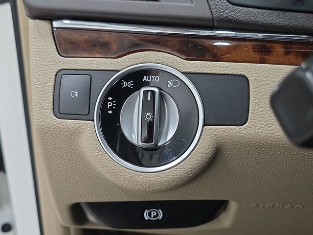 Used 2013 Mercedes-Benz E 350 Cabriolet image 23