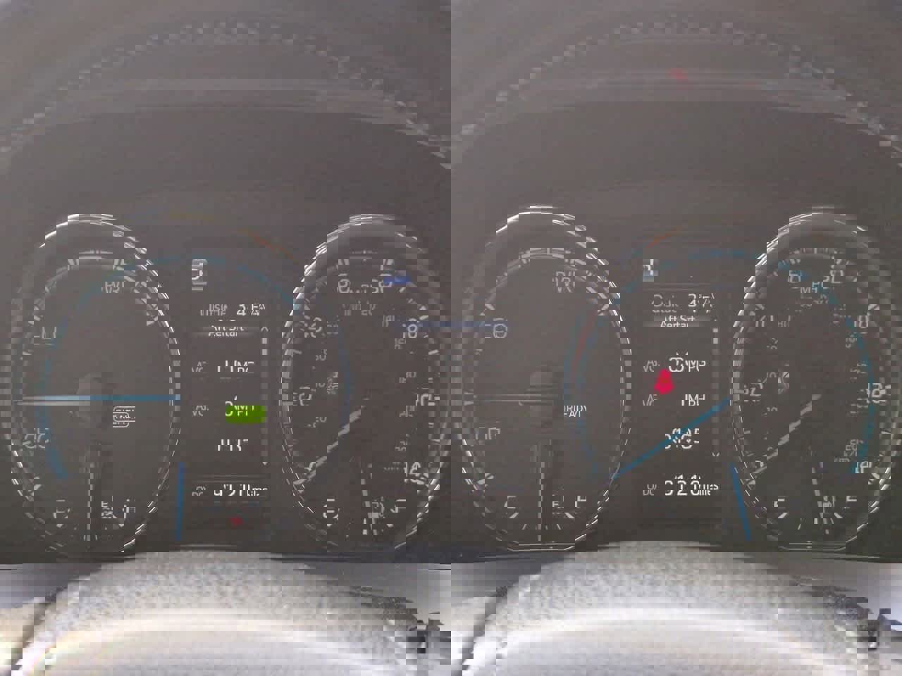 Used 2018 Toyota RAV4 XLE image 32