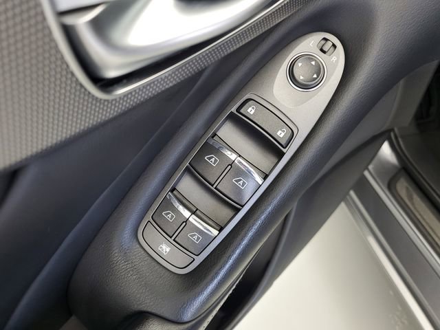 Used 2016 INFINITI Q50 Premium w/ Driver Assistance Package RWD image 20