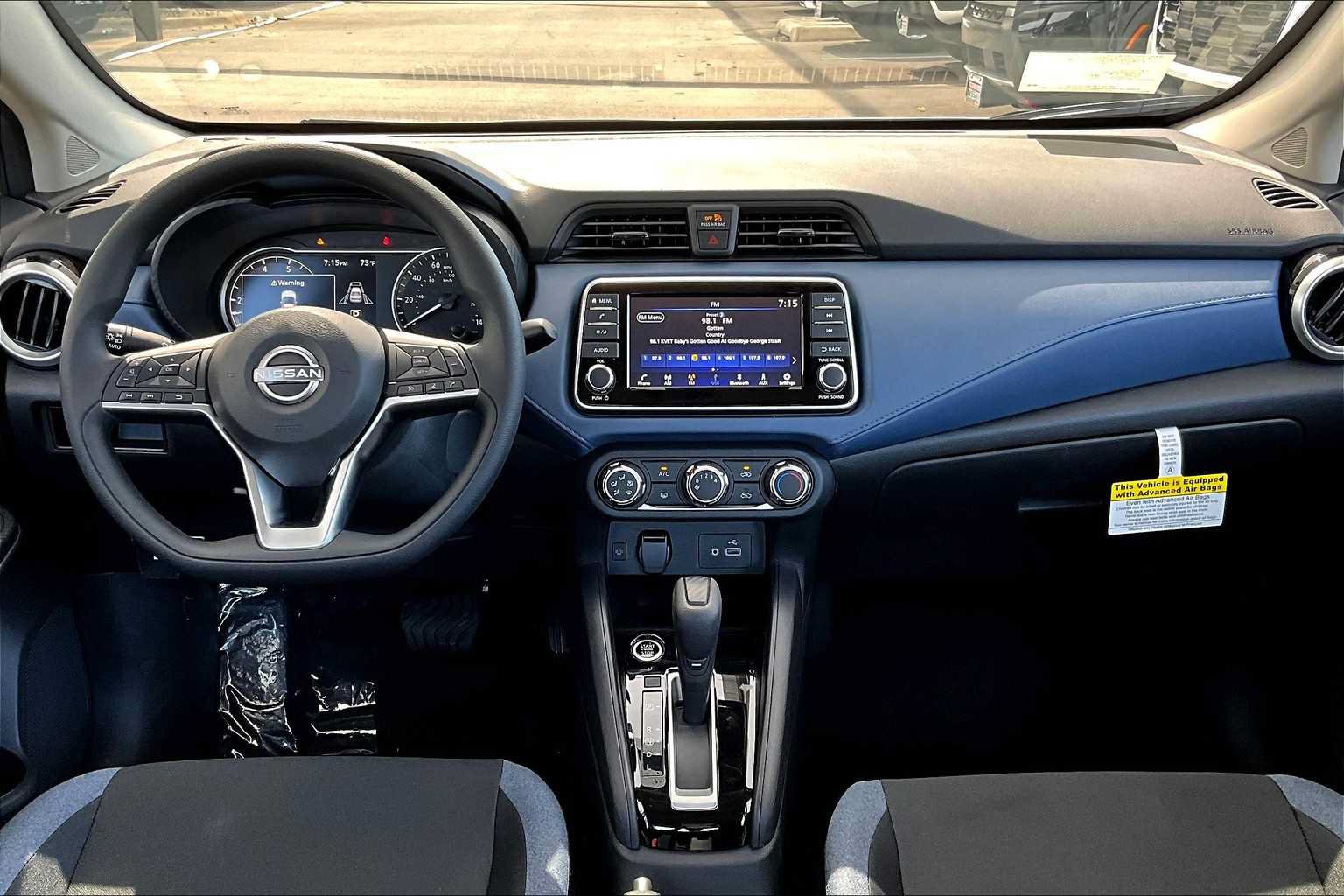 Used 2025 Nissan Versa SV w/ Trunk Package FWD image 5