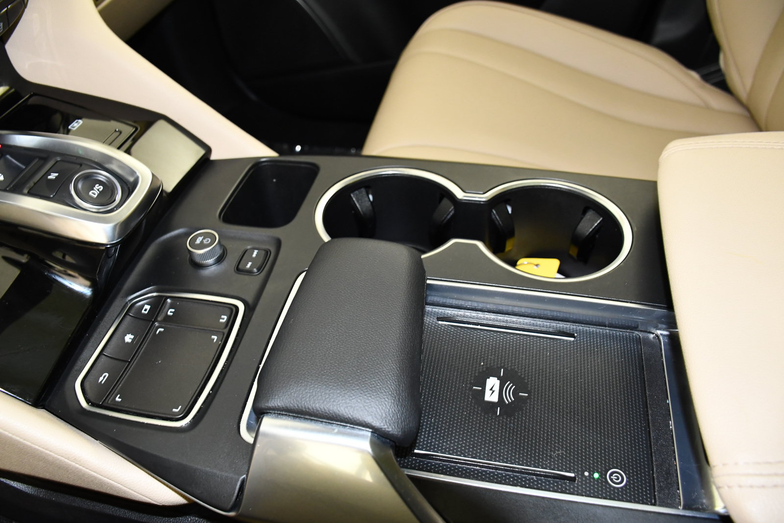 Used 2024 Acura MDX SH-AWD image 32