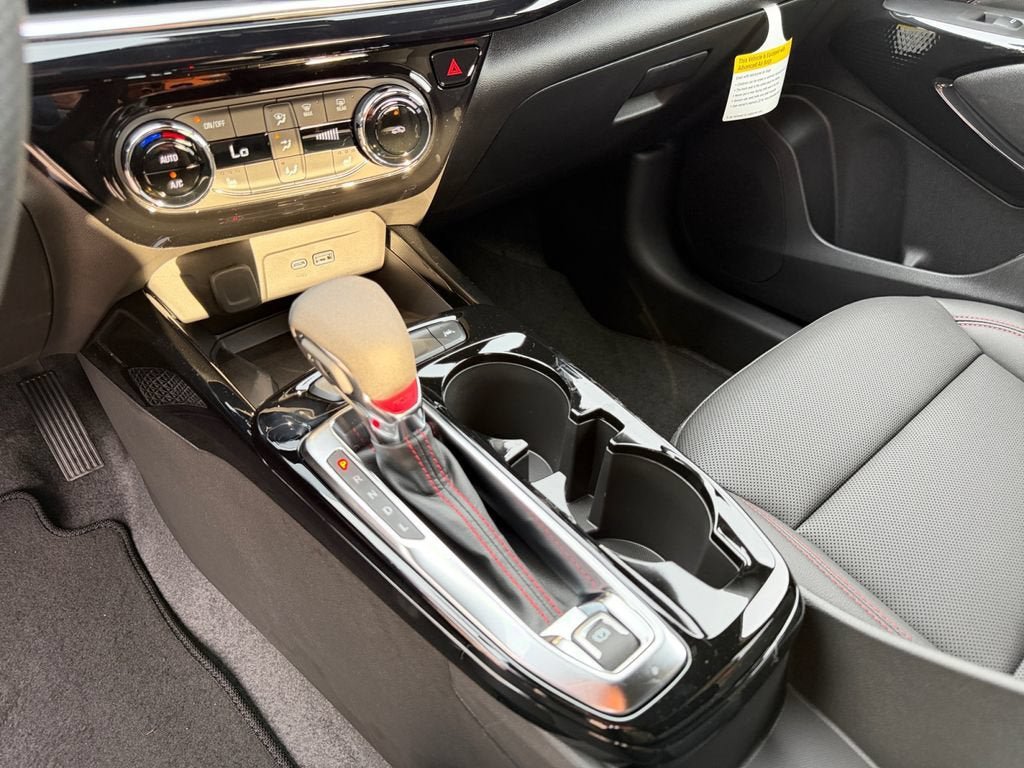 New 2026 Chevrolet Trax RS w/ Sunroof Package FWD image 32