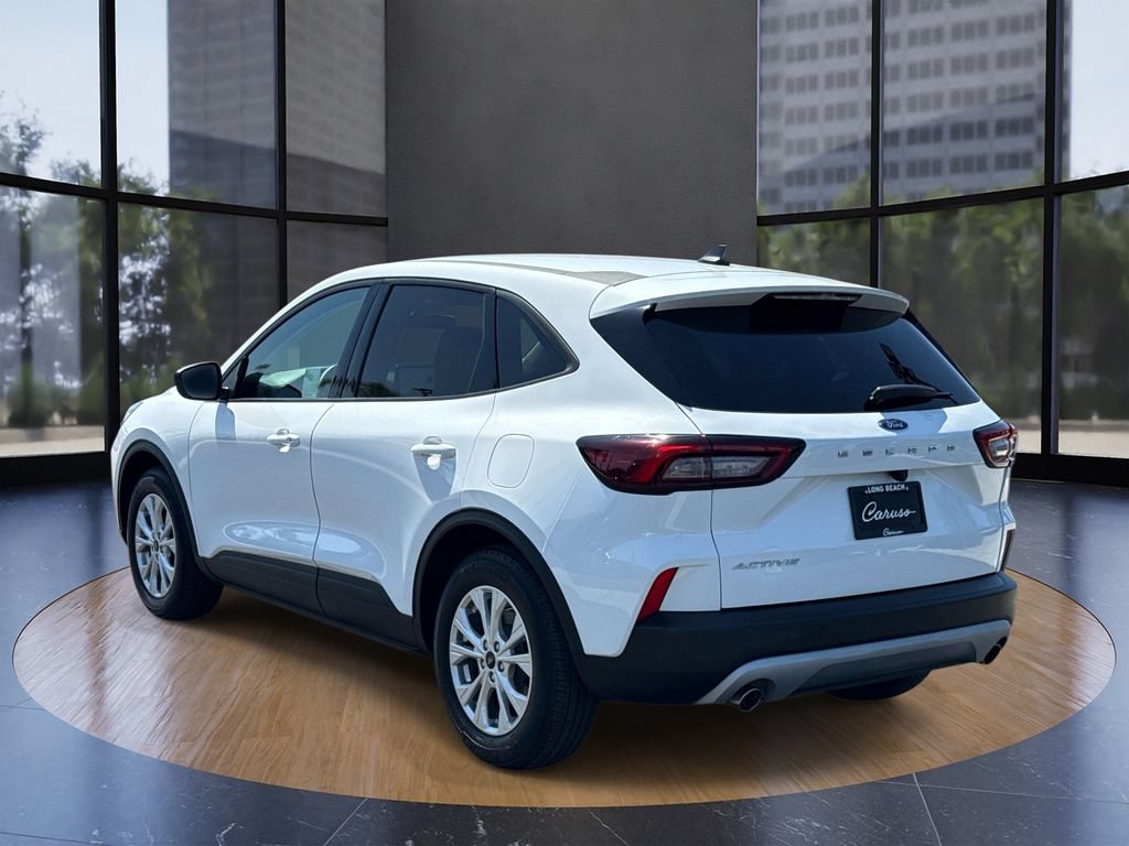 Certified 2025 Ford Escape Active FWD image 4