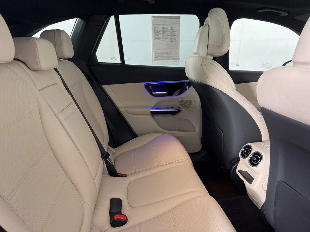 Certified 2026 Mercedes-Benz GLC 300 4MATIC image 38