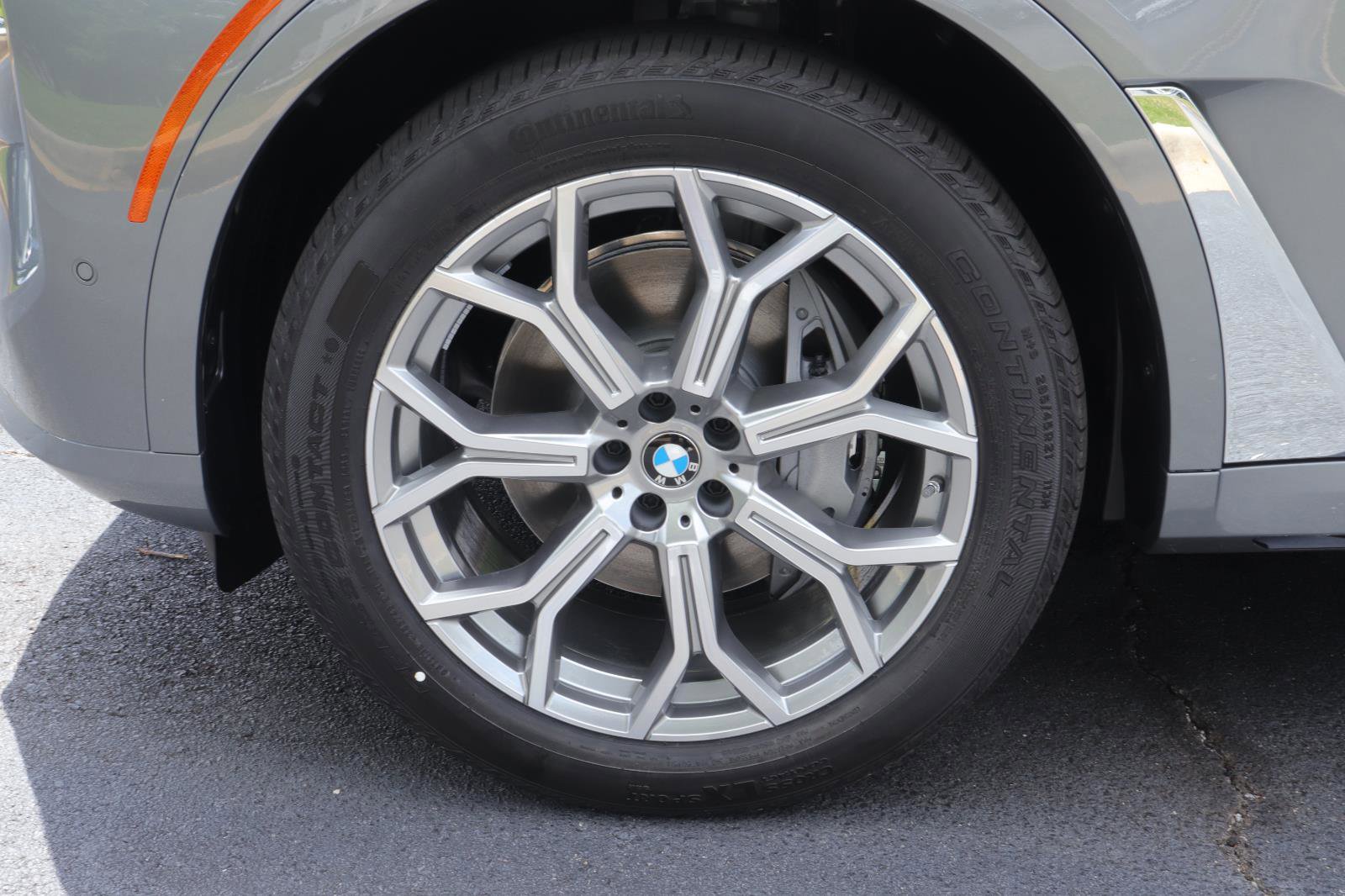 New 2026 BMW X7 xDrive40i w/ Premium Package image 45