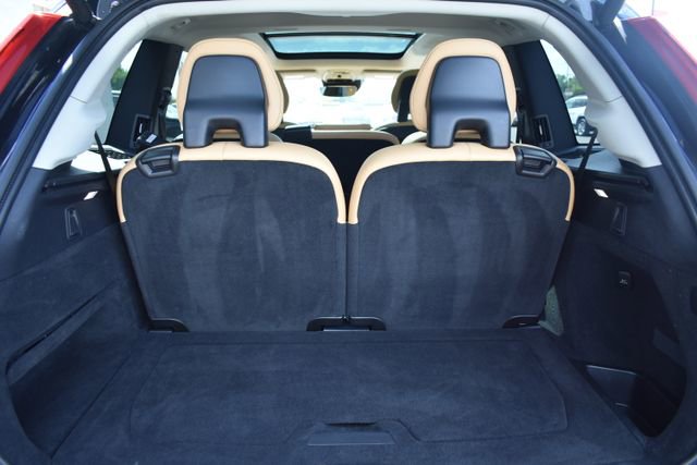 Used 2016 Volvo XC90 T6 Momentum w/ Momentum Plus Package AWD/4WD image 43