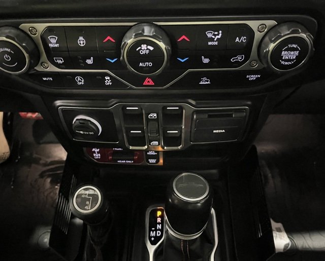 Used 2022 Jeep Gladiator Rubicon w/ LED Lighting Group image 23