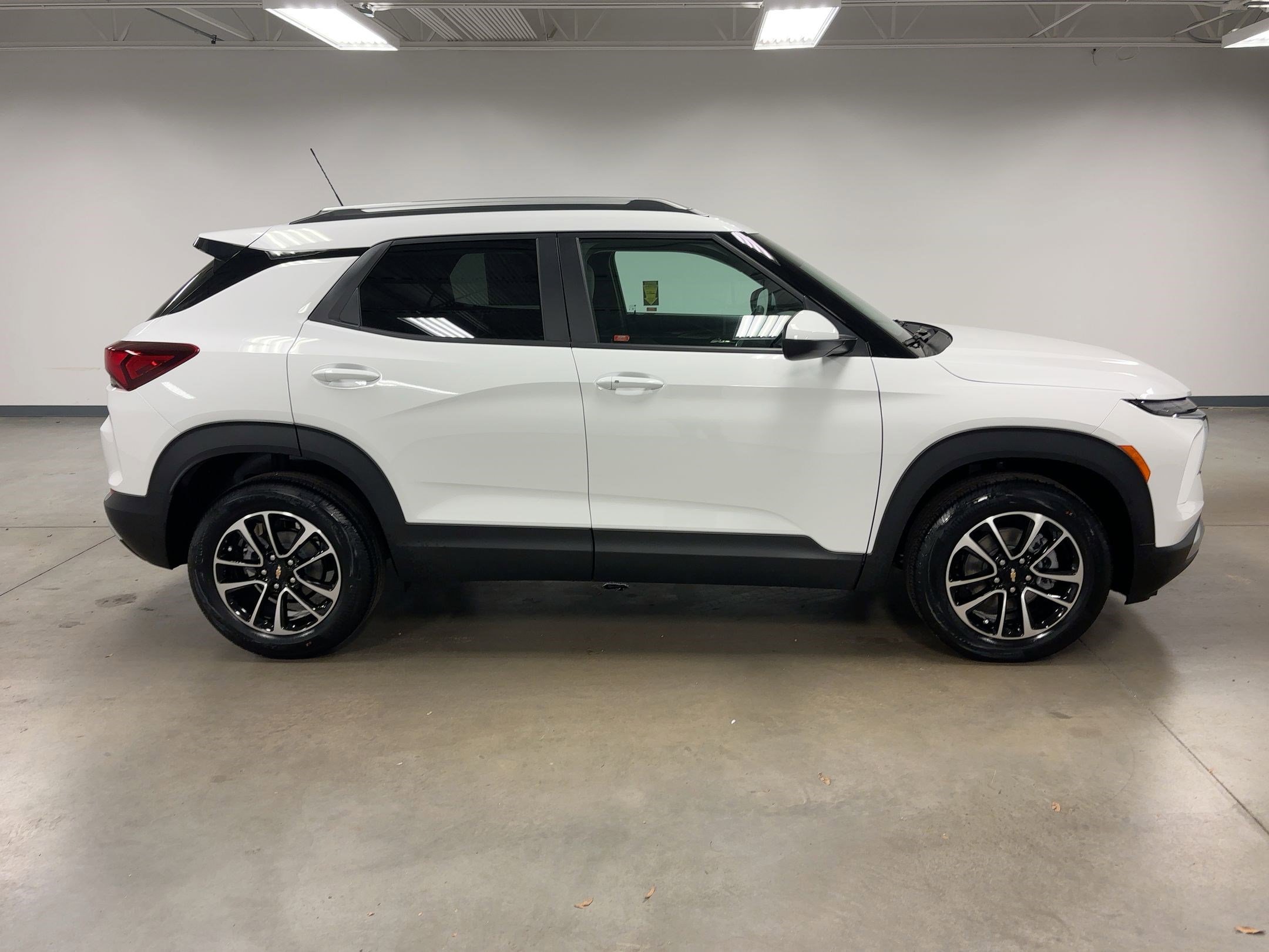 New 2026 Chevrolet TrailBlazer LT w/ Convenience Package image 6