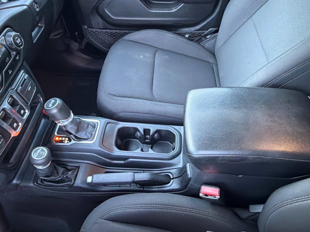 Used 2021 Jeep Wrangler Sport AWD/4WD image 33
