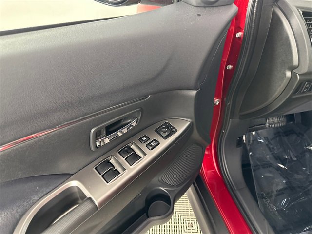 Used 2024 Mitsubishi Outlander Sport SEL image 17