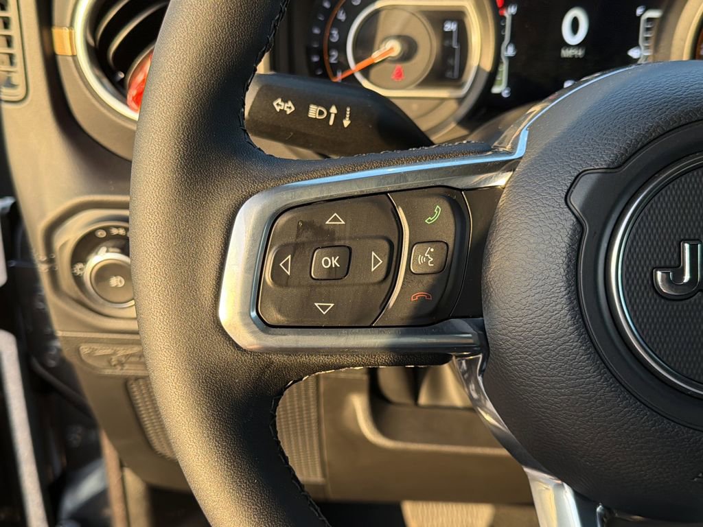 Used 2026 Jeep Wrangler Sahara image 26