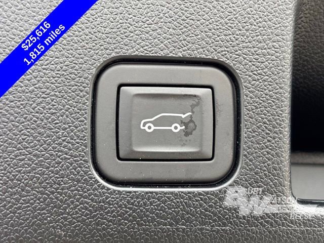 Used 2025 Chevrolet Equinox EV LT w/ Convenience Package image 28