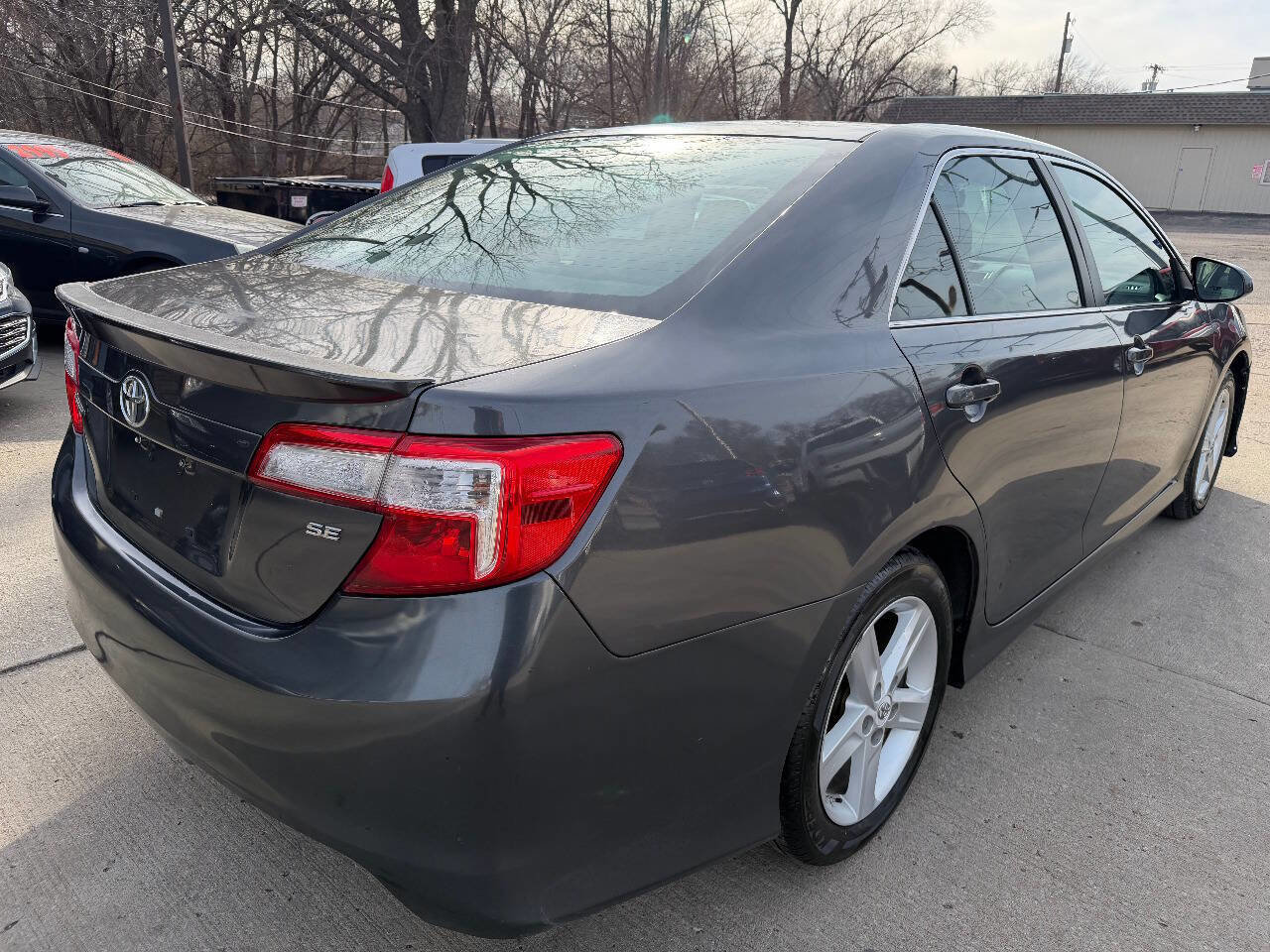 Used 2012 Toyota Camry SE image 7
