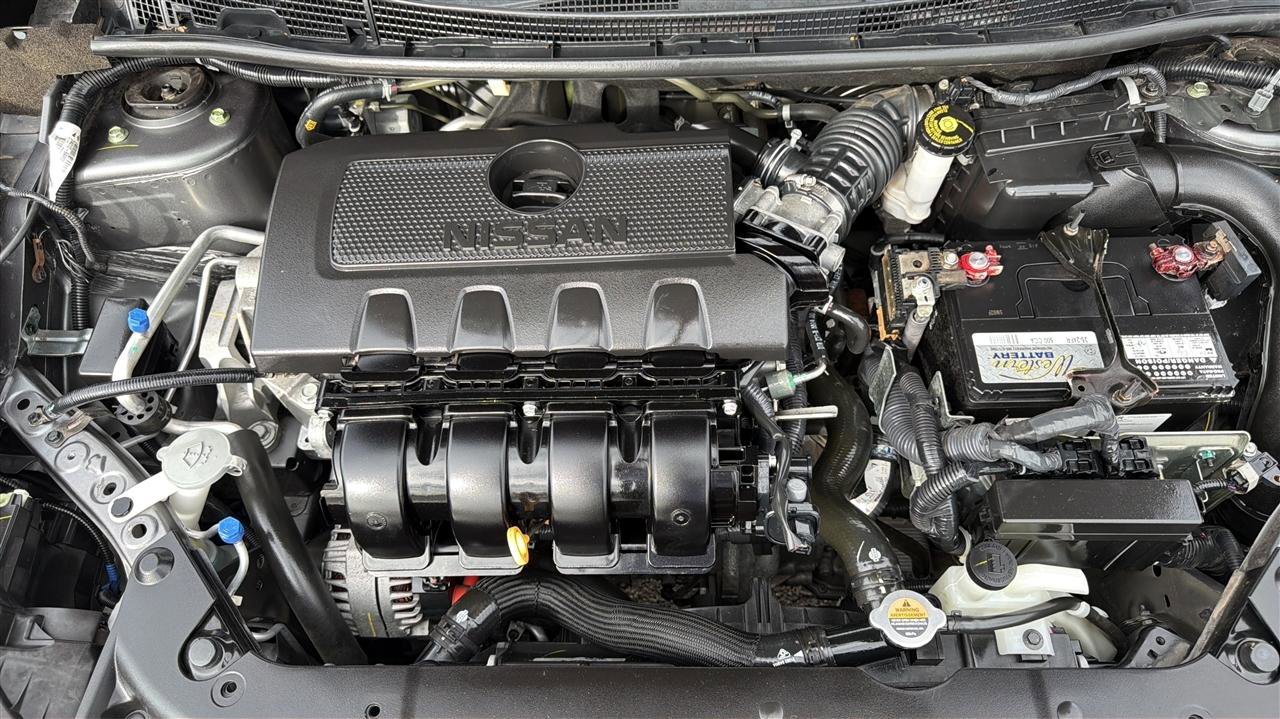 Used 2019 Nissan Sentra SR FWD image 28