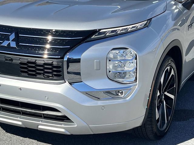 Used 2024 Mitsubishi Outlander SEL AWD/4WD image 13