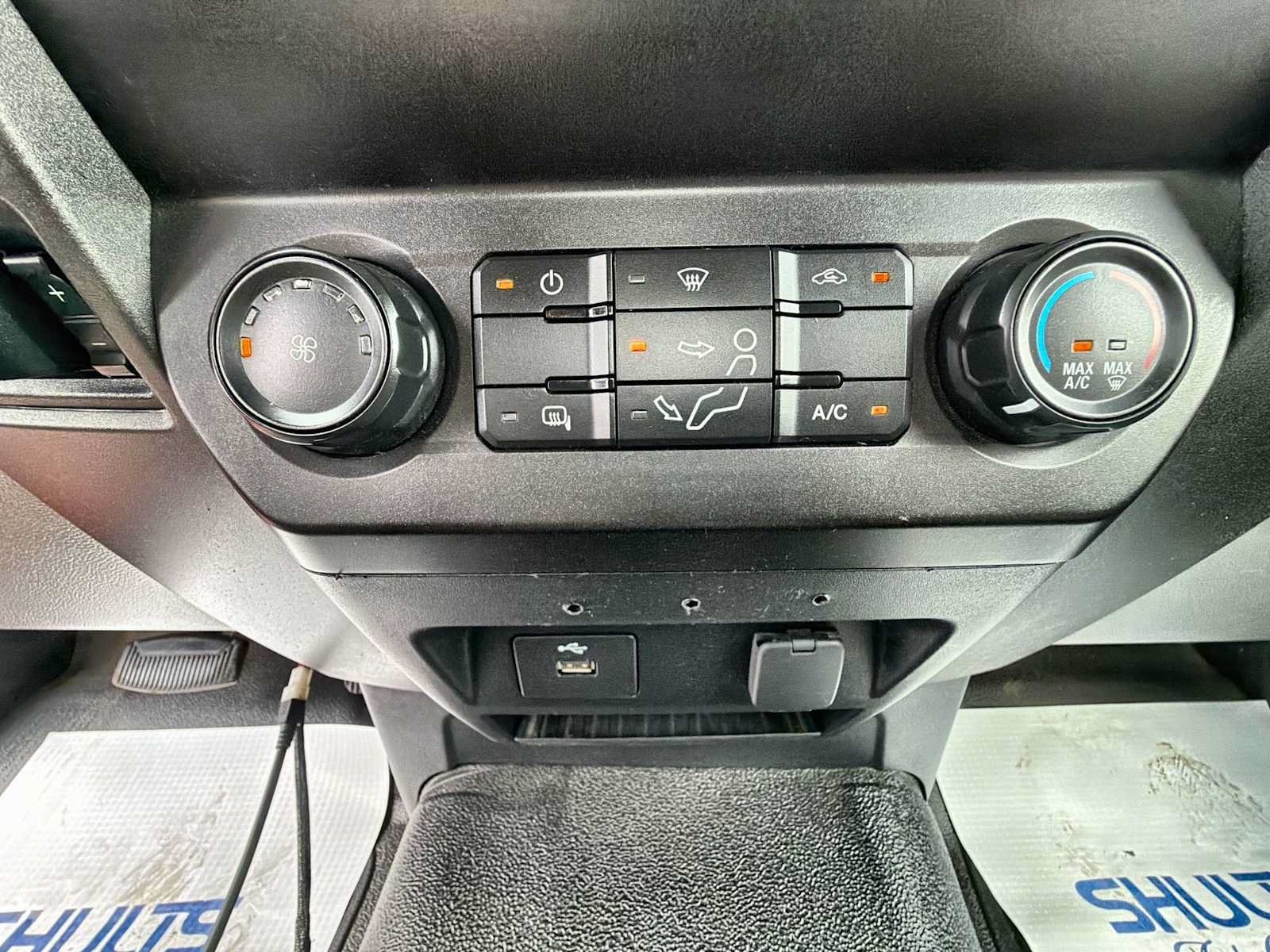 Used 2022 Ford F550 4x4 Regular Cab Super Duty image 16