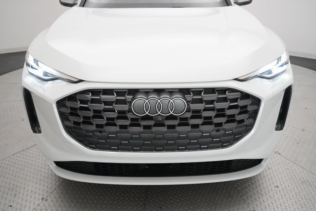 Used 2025 Audi Q5 Premium w/ Convenience Package AWD/4WD image 21