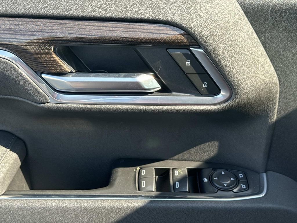 New 2026 Chevrolet Silverado 1500 RST image 19