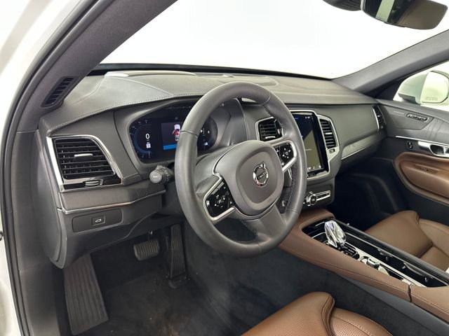 Used 2023 Volvo XC90 B6 Ultimate image 13