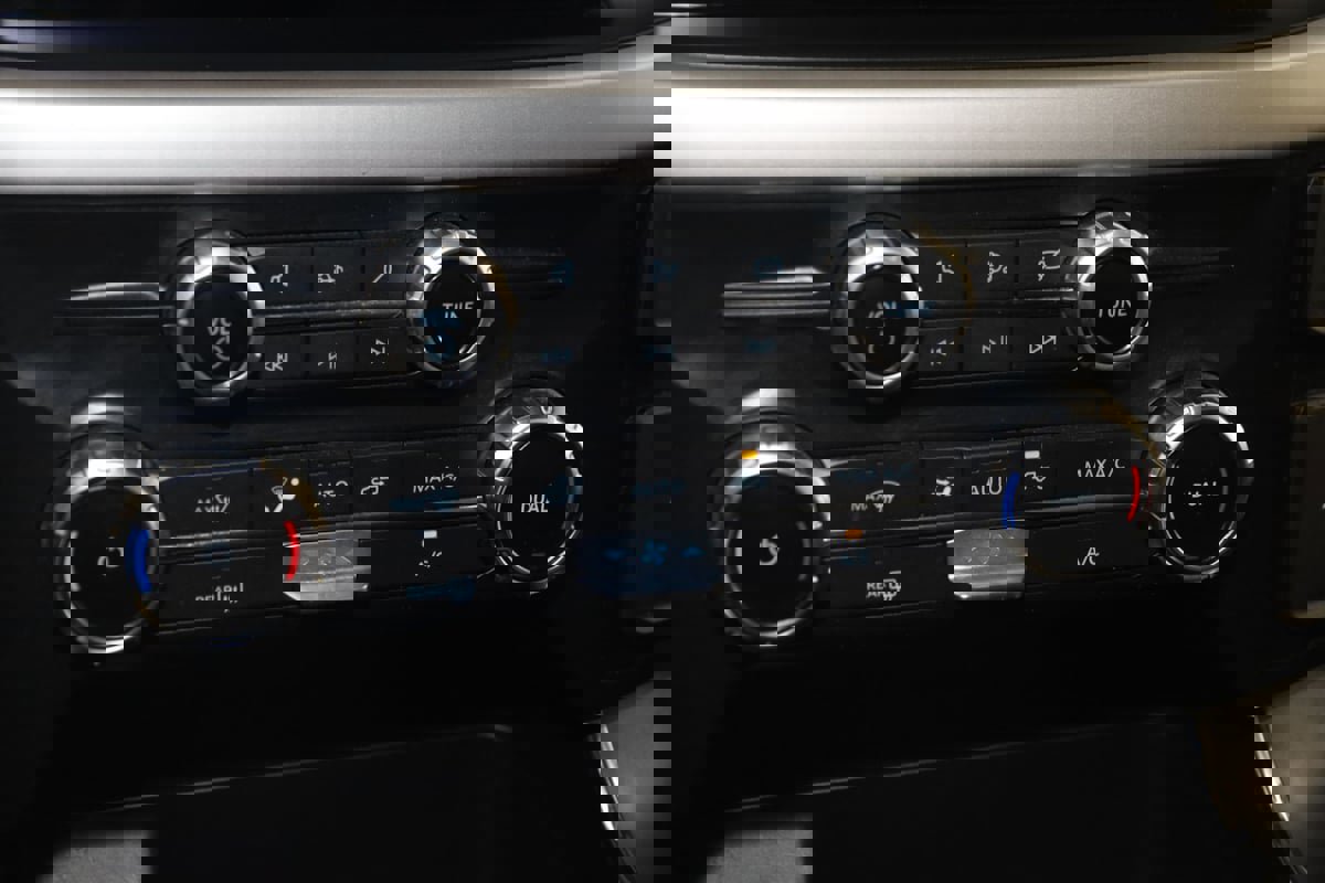 Used 2022 Ford F150 Lightning XLT w/ Tow Technology Package image 26