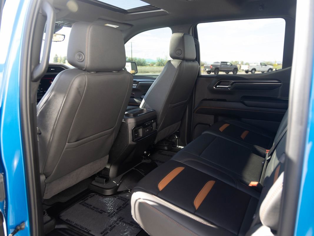 Used 2024 GMC Sierra 1500 AT4 w/ Technology Package AWD/4WD image 19