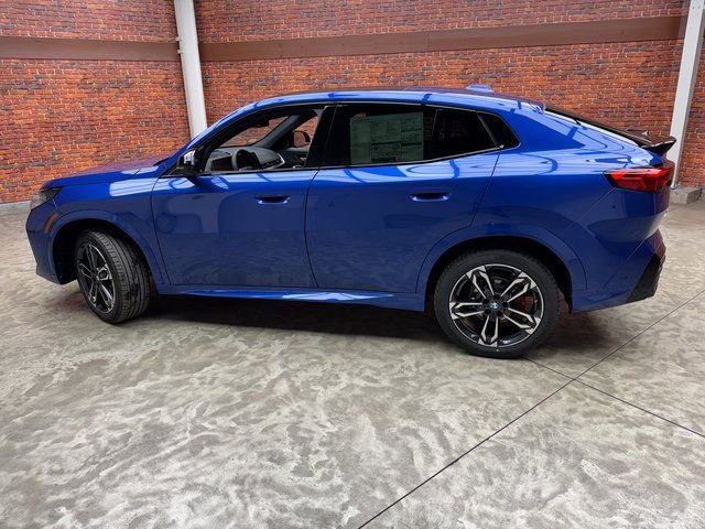 New 2026 BMW X2 xDrive28i image 2