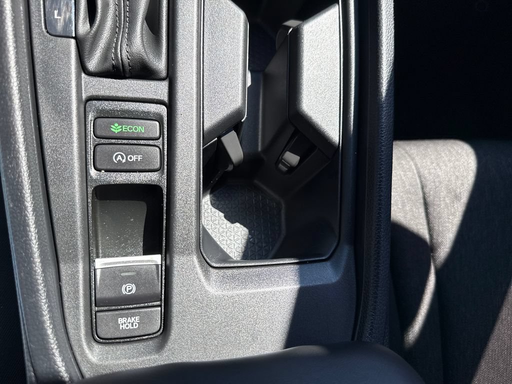 Certified 2023 Honda Accord LX image 27