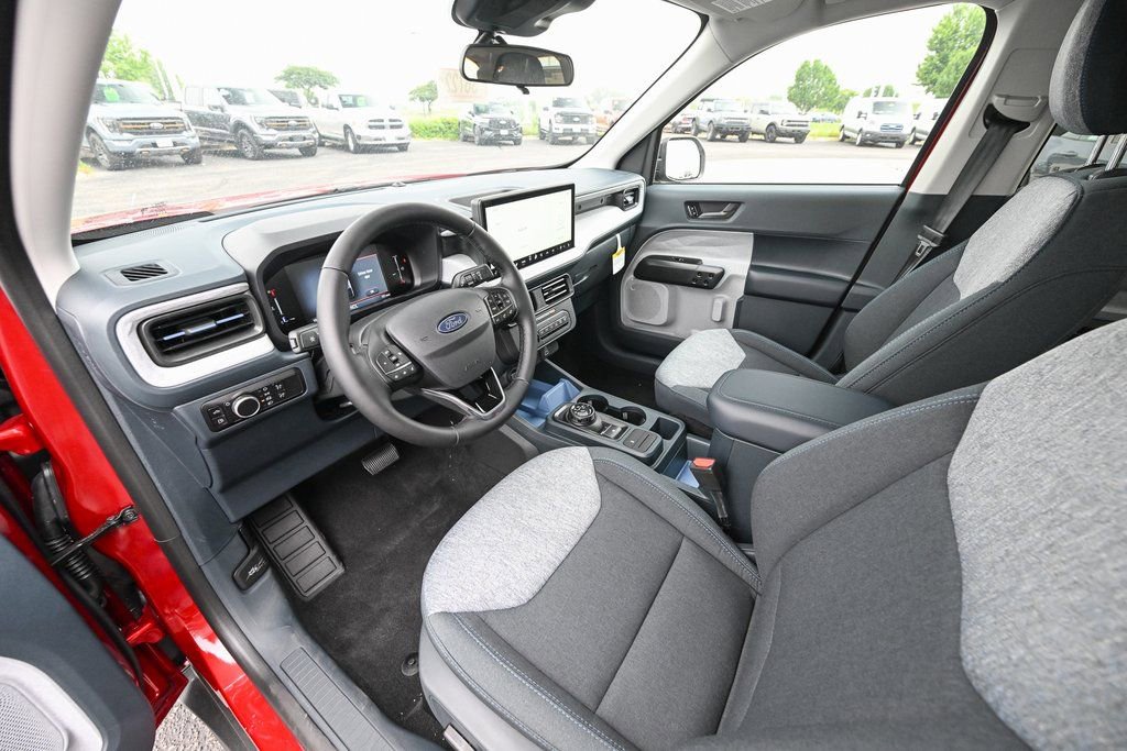 New 2025 Ford Maverick XLT w/ XLT Luxury Package image 14