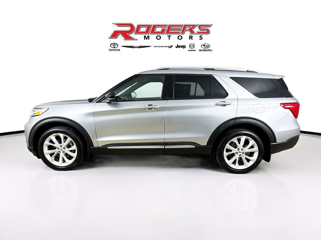 Used 2024 Ford Explorer Platinum w/ Technology Package image 4
