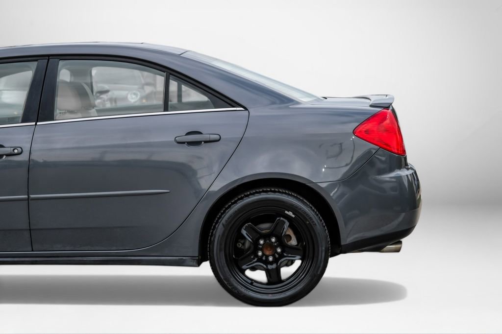 Used 2007 Pontiac G6 GT w/ Premium Package image 13